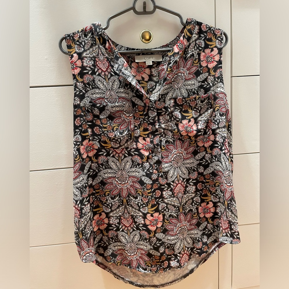 Loft Mixed Media Tank Floral Size M
